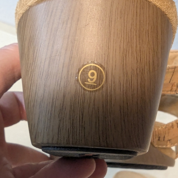 Women's Vionic wedge sandals/slides size 9 - Picture 4 of 13